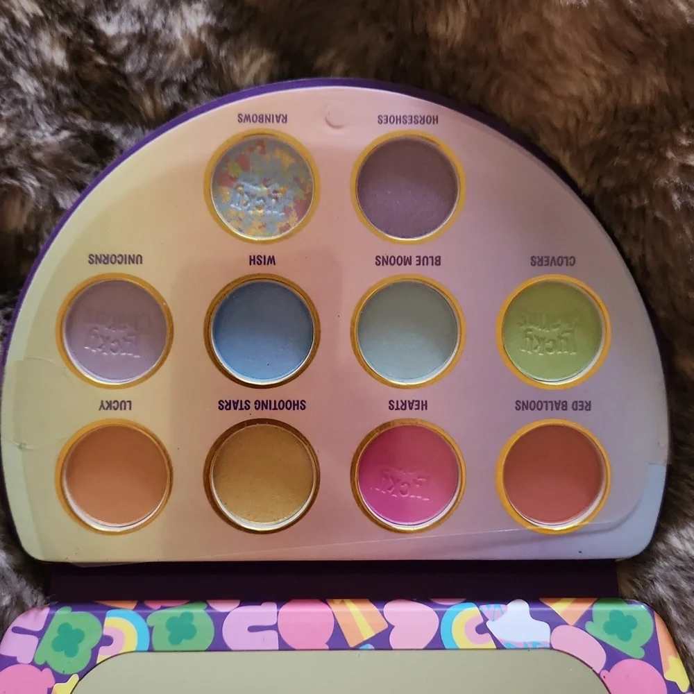 Lucky charms eyeshadow palette